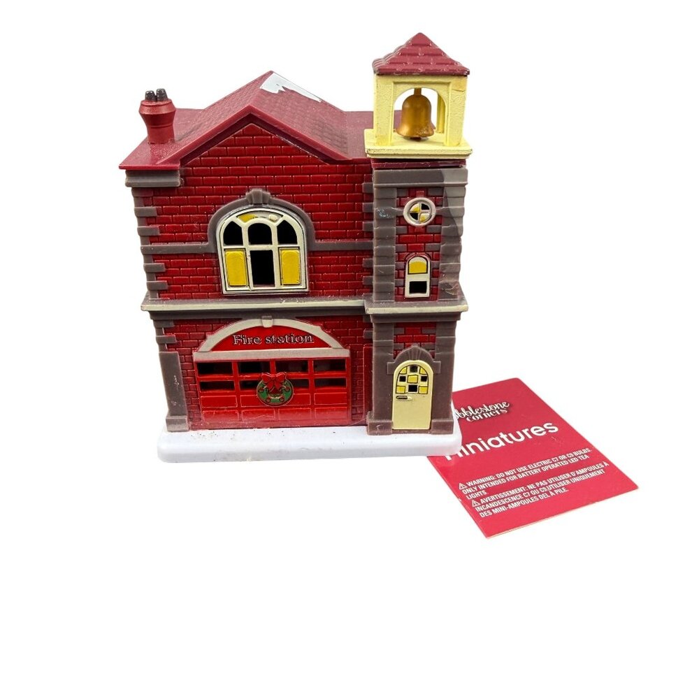 Cobblestone Corners Fire Station Miniature Lighted Building Battery Operated